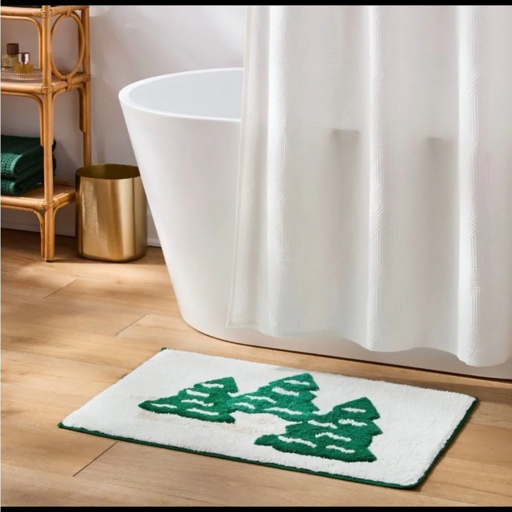 Holiday Snowy Trees bath rug - Threshold